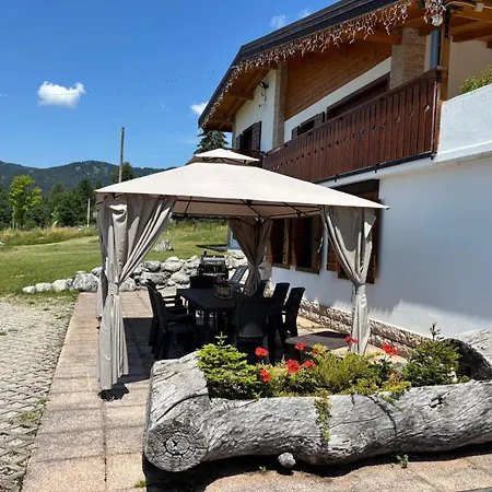 Casa Famastel *